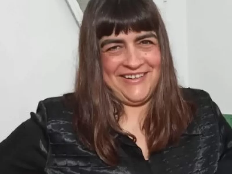 VIDEO/ Preocupante: candidata de La Libertad Avanza no sabe el nombre del partido donde vive