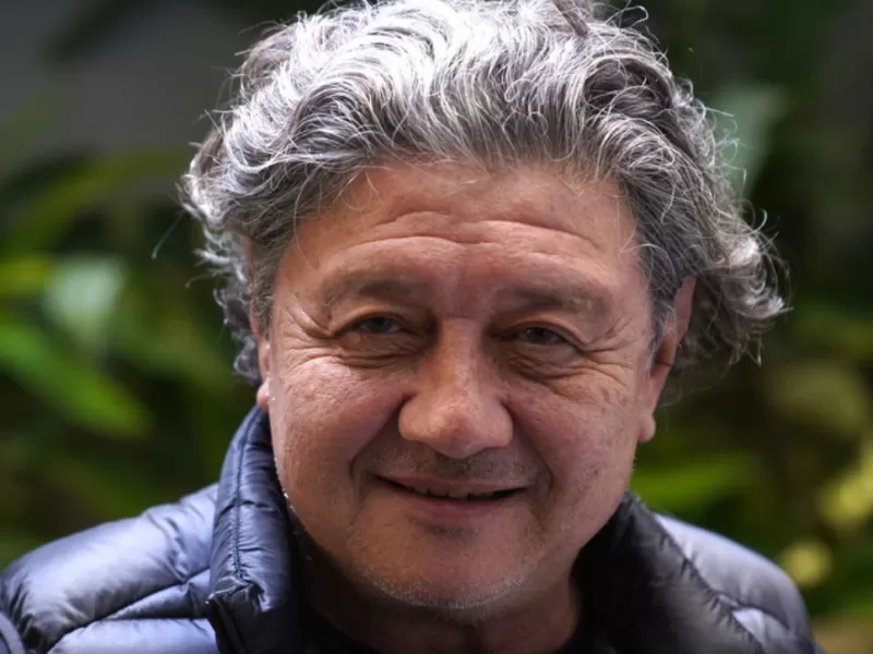 Carlos Kikuchi revela detalles de la distancia con Javier Milei y confirma un armado liberal blue para la elección en la Provincia