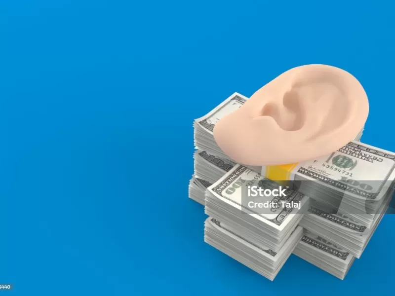 Milei: “nos van a salir los dólares por las orejas"