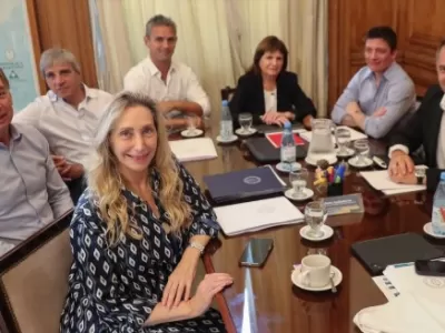 El  Gobierno reactiva su mesa pol&iacute;tica para blindar la agenda legislativa frente a la presi&oacute;n universitaria y judicial