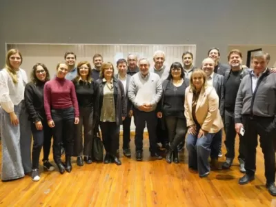 La UCR bonaerense lanza reuniones seccionales para definir alianzas